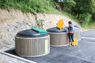 FUNCTIONALITY-SEMIUNDERGROUND-CONTAINERS-CONTENUR